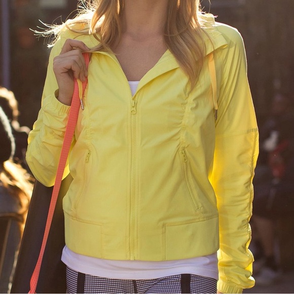 Lululemon Street To Studio Jacket - Mellow Lemon - Picture 1 of 15
